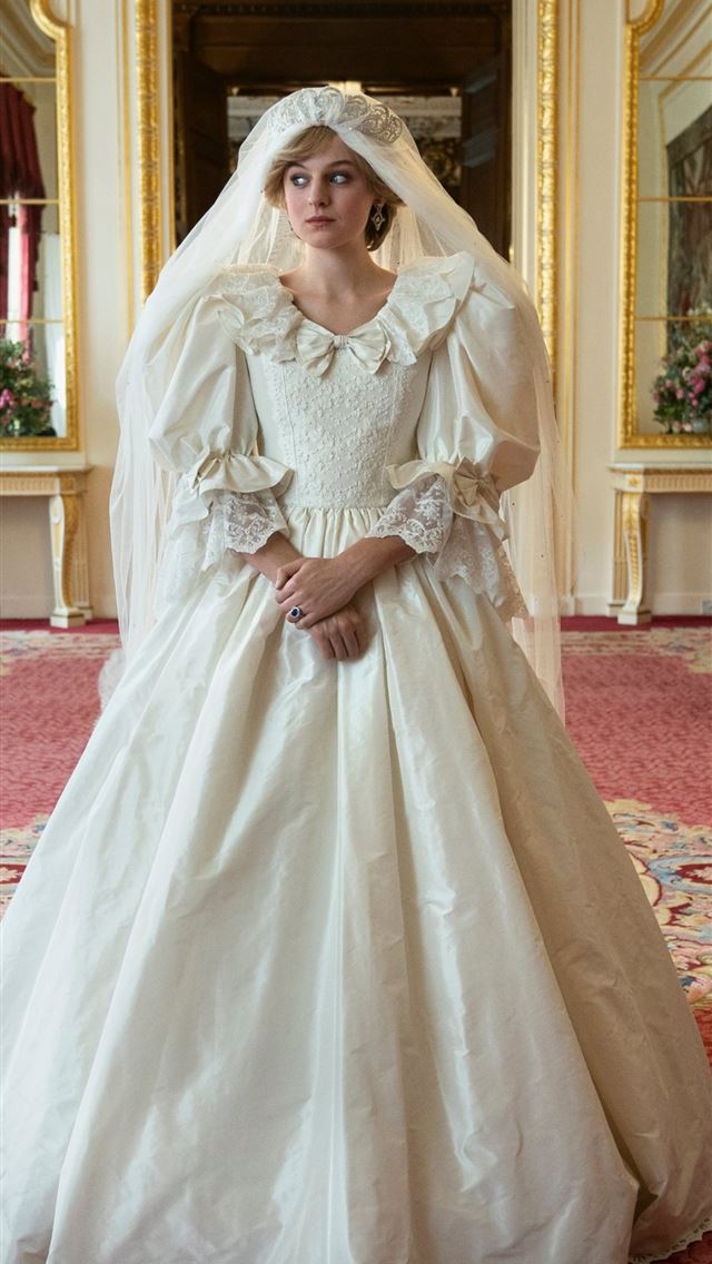 1284x2778 Emma Corrin as Princess Diana Wedding in The Crown... - princess diana iPhone Wallpaper