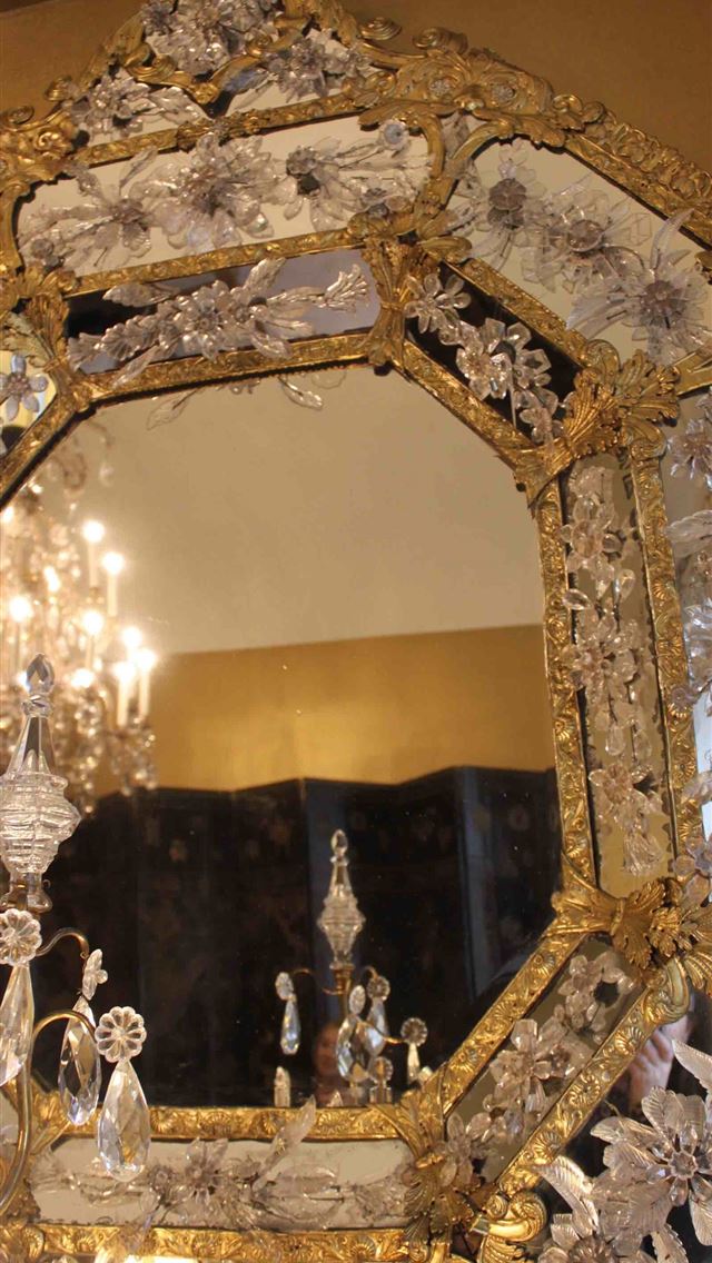 1284x2778 Inside Coco Chanel's Private Apartment on Rue Camb... - coco chanel iPhone Wallpaper