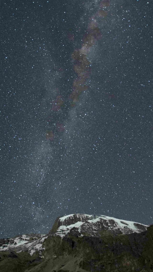 1284x2778 Amazing view of the Milky Way from Mount Kilimanja... - kilimanjaro iPhone Wallpaper