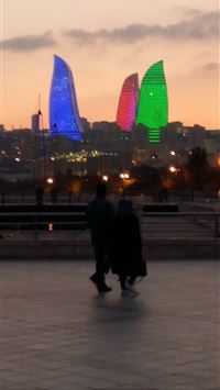 Any fellow imgurians here with me in Baku right no... wallpaper