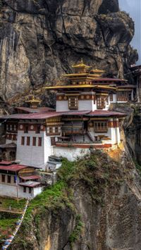 Elevation of Taktsang Lhakhang Taktsang trail Bhut... wallpaper