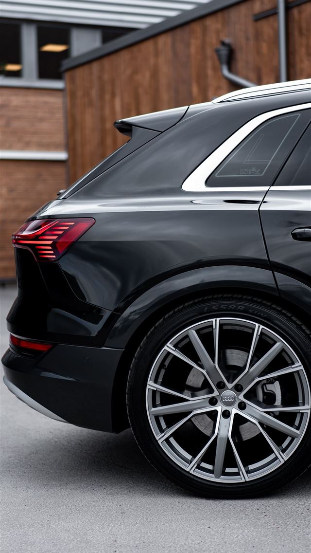 1284x2778 audi a4 - audi a4 iPhone Wallpaper
