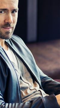 ryan reynolds wallpaper
