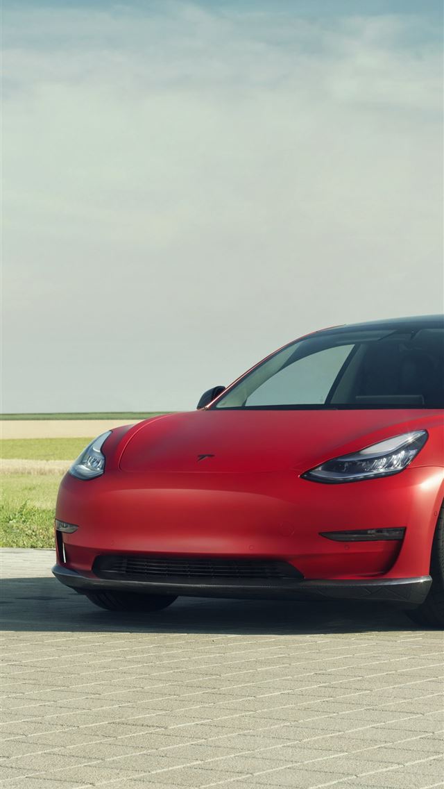 1284x2778 tesla model 3 - tesla model 3 iPhone Wallpaper