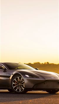 aston martin 2018 wallpaper