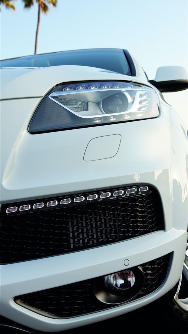 1284x2778 audi q7 - audi q7 iPhone Wallpaper