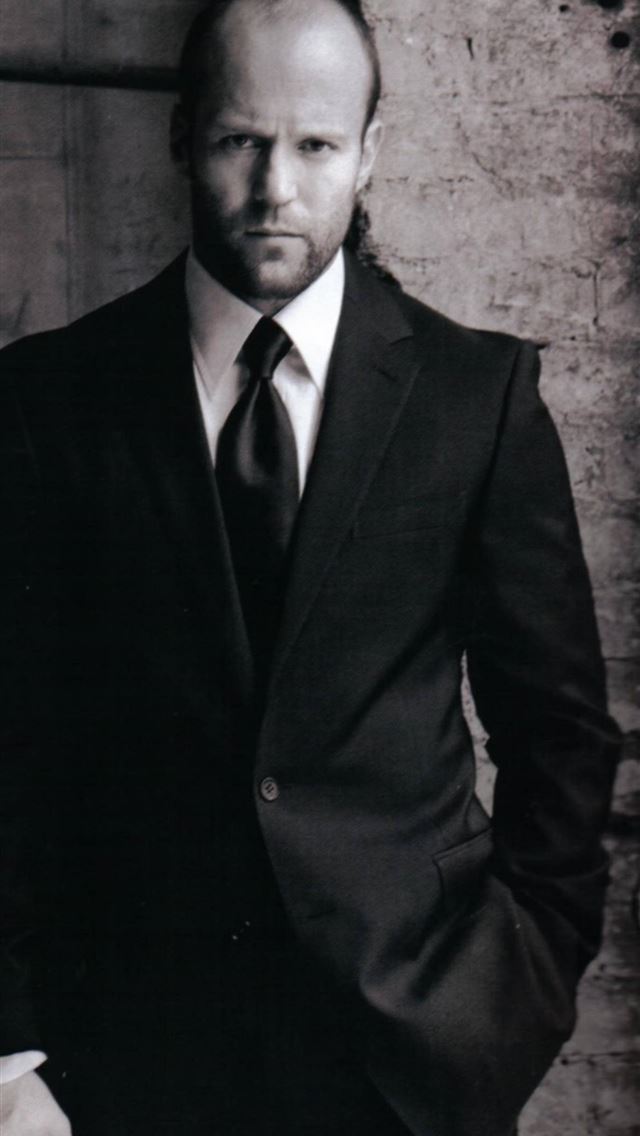 1125x2436 jason statham - jason statham iPhone Wallpaper