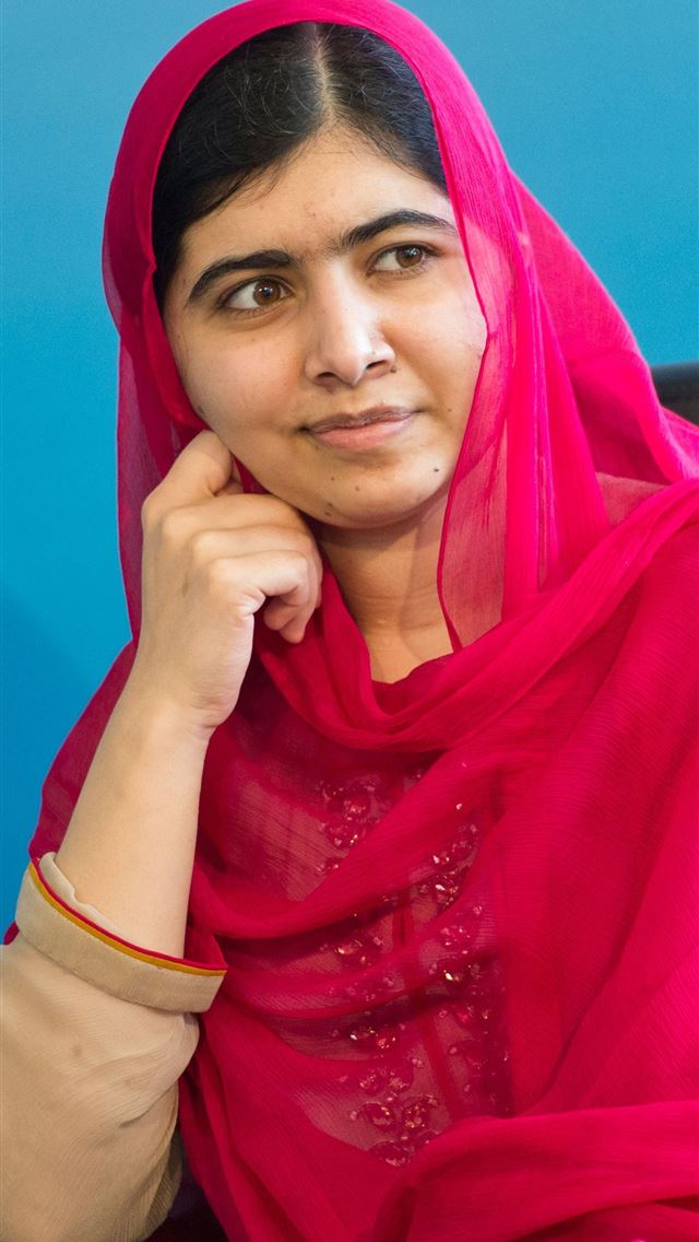 1284x2778 malala yousafzai - malala yousafzai iPhone Wallpaper