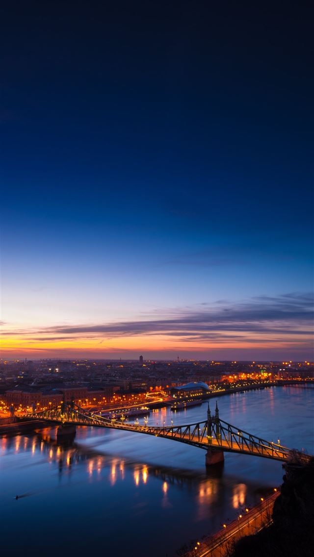 1284x2778 budapest - budapest iPhone Wallpaper