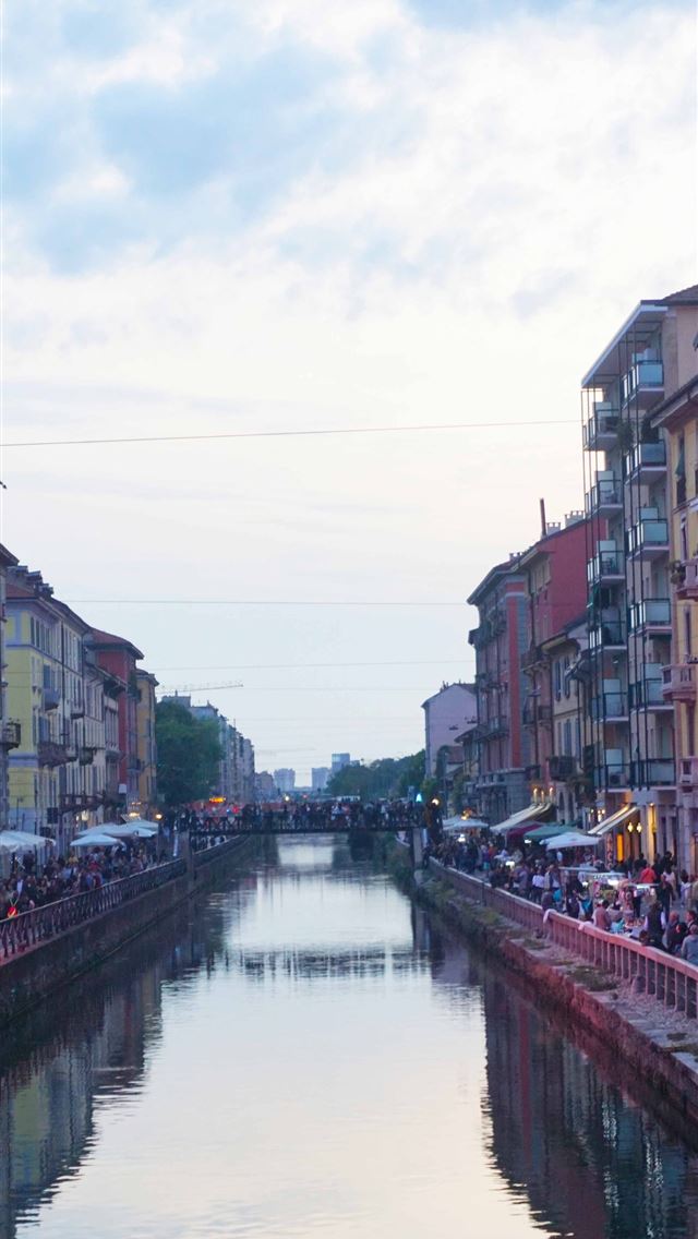 1284x2778 milan city - milan city iPhone Wallpaper