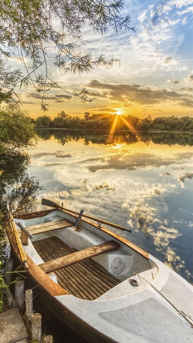 1284x2778 fishing - fishing iPhone Wallpaper