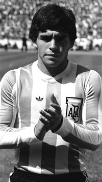 diego maradona wallpaper