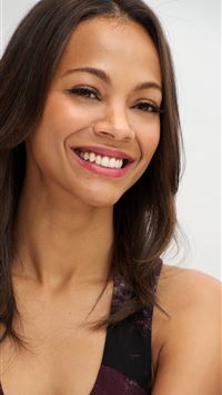 zoe saldana wallpaper