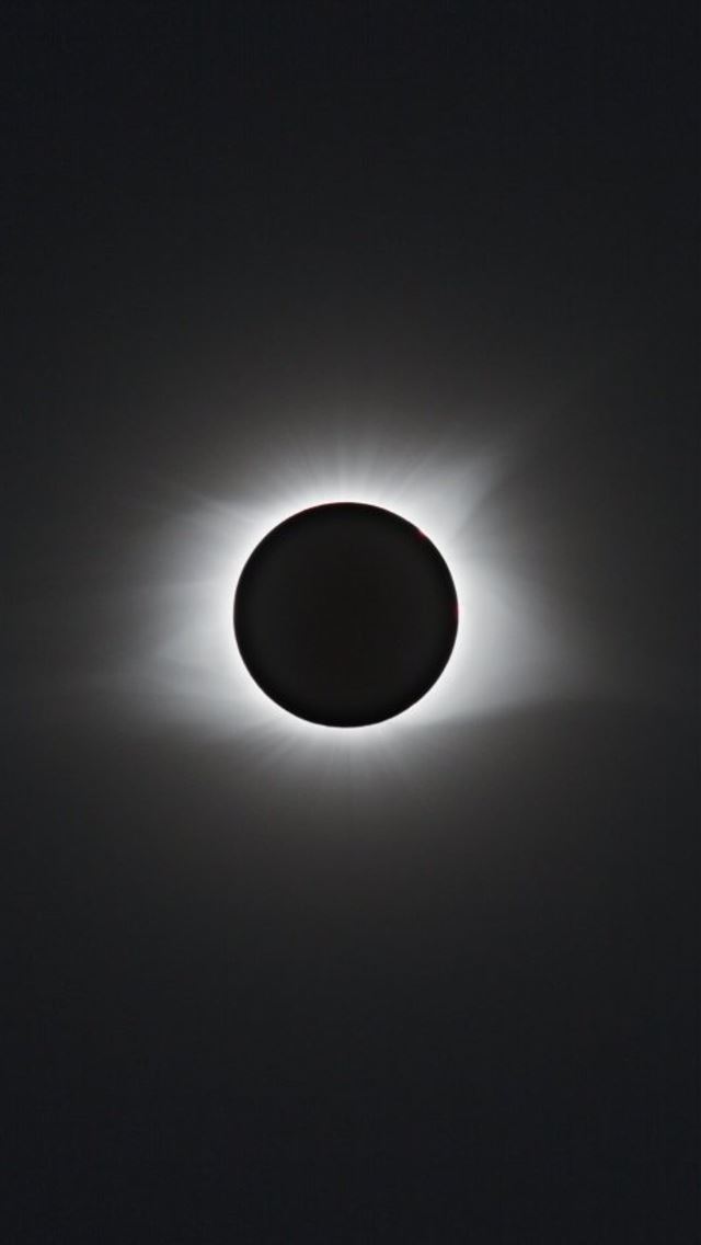 1284x2778 solar eclipse - solar eclipse iPhone Wallpaper