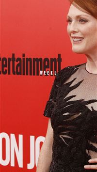 julianne moore wallpaper