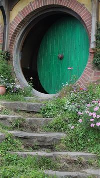 hobbiton wallpaper