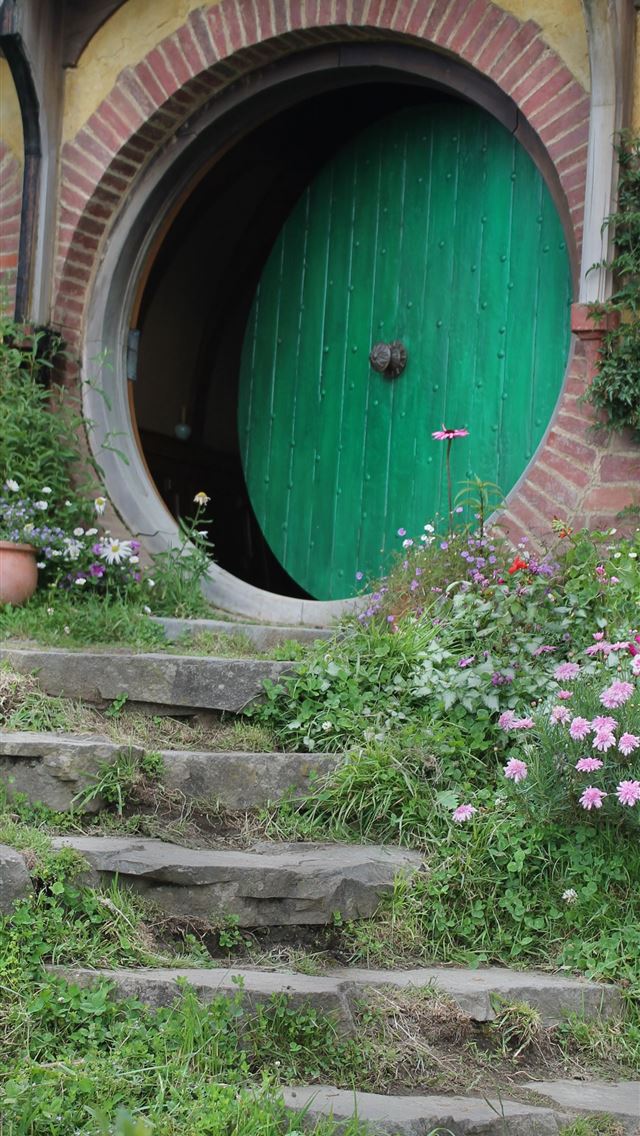 1284x2778 hobbiton - hobbiton iPhone Wallpaper