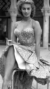 sophia loren wallpaper