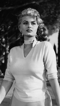 sophia loren wallpaper