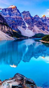 moraine lake wallpaper