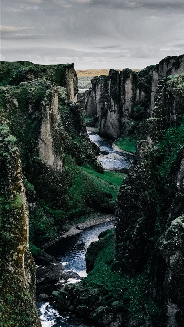 1284x2778 cliff - cliff iPhone Wallpaper