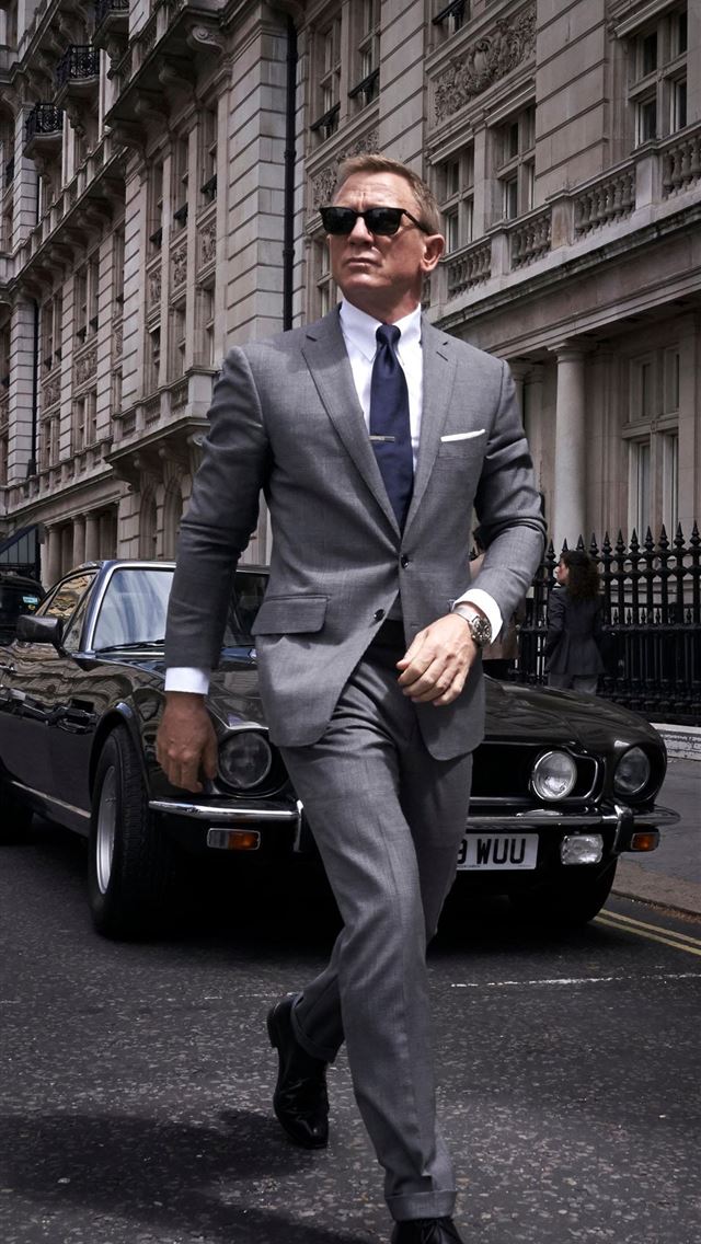 1284x2778 daniel craig - daniel craig iPhone Wallpaper