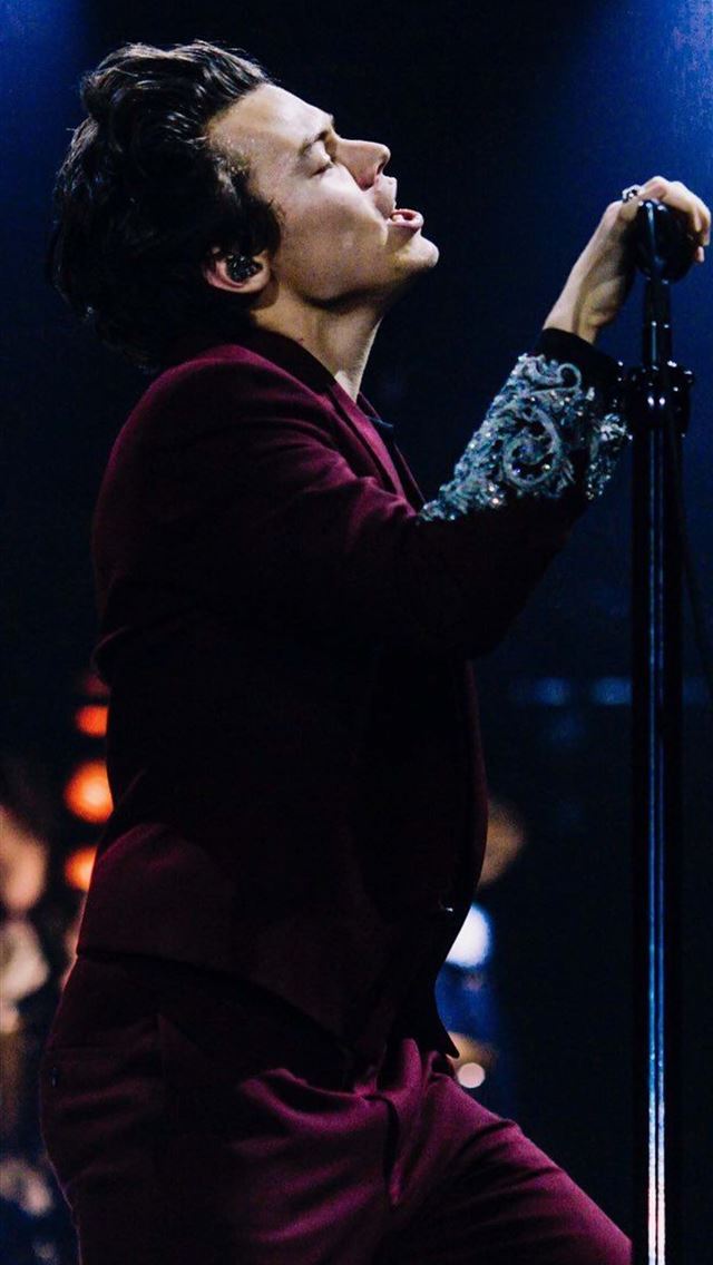 1284x2778 singing - singing iPhone Wallpaper