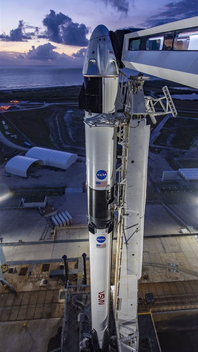 1284x2778 space shuttle interior - space shuttle interior iPhone Wallpaper
