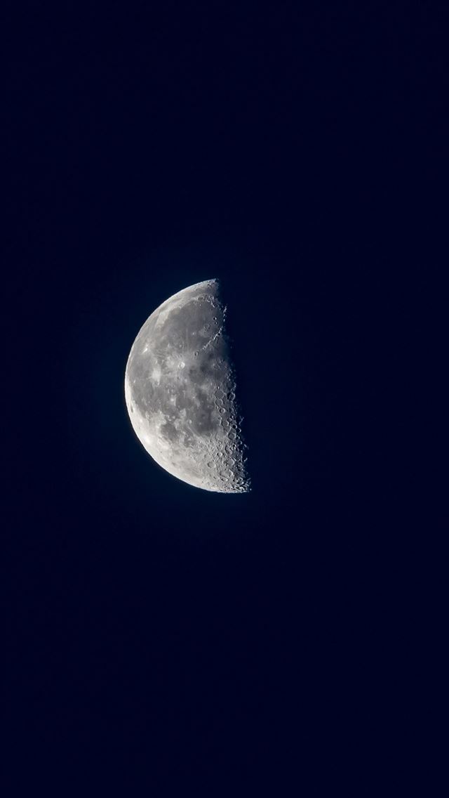 1284x2778 half moon - half moon iPhone Wallpaper