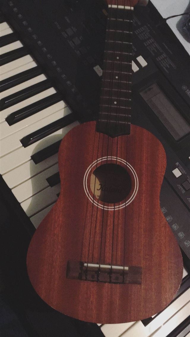 1284x2778 ukulele - ukulele iPhone Wallpaper
