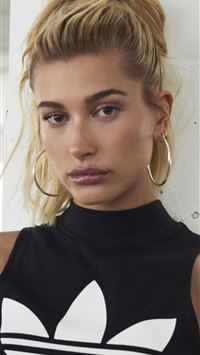 hailey baldwin wallpaper