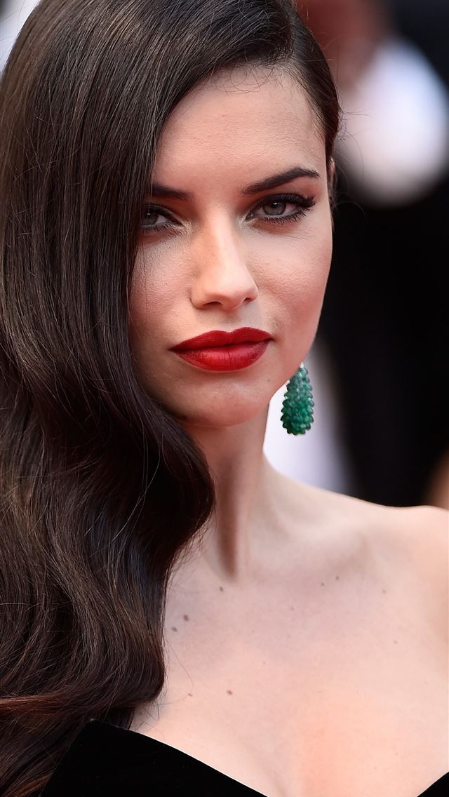 1284x2778 adriana lima - adriana lima iPhone Wallpaper