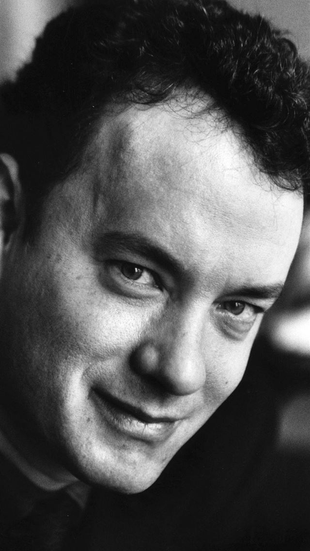 1125x2436 tom hanks - tom hanks iPhone Wallpaper