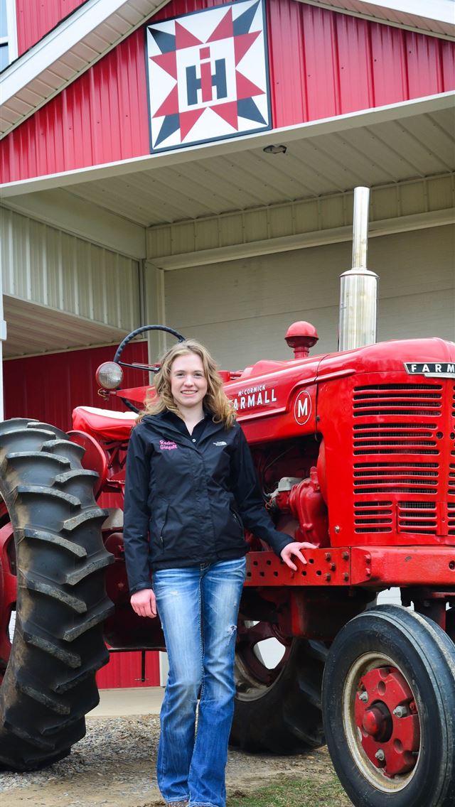 1284x2778 farmall tractors - farmall tractors iPhone Wallpaper