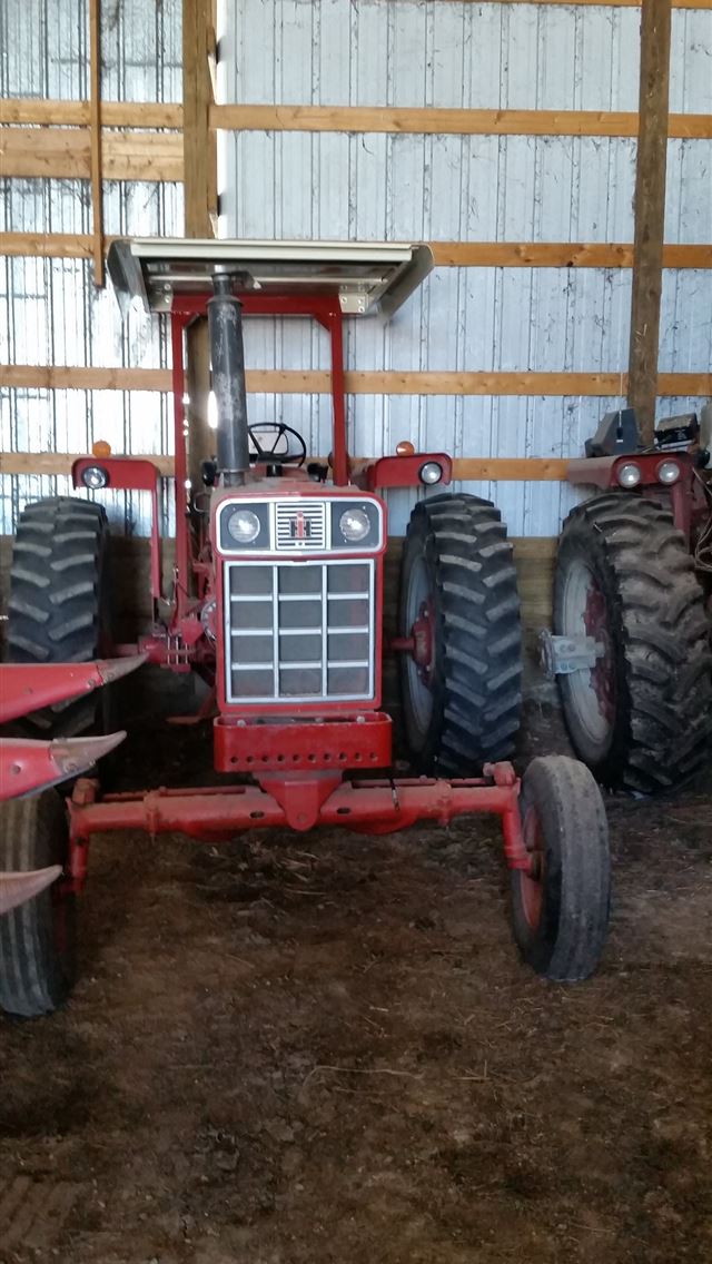1284x2778 farmall tractors - farmall tractors iPhone Wallpaper