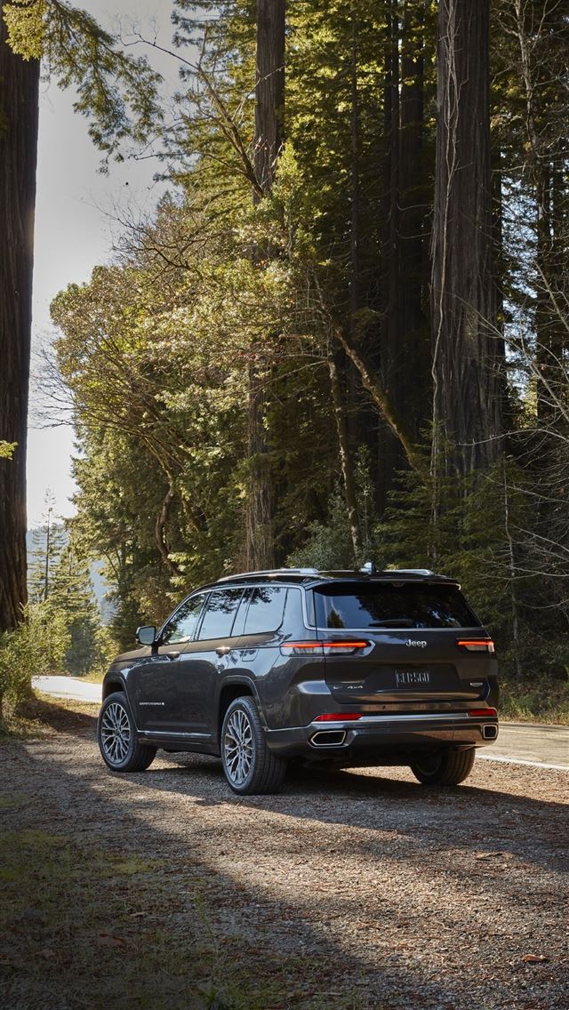 1284x2778 jeep cherokee - jeep cherokee iPhone Wallpaper
