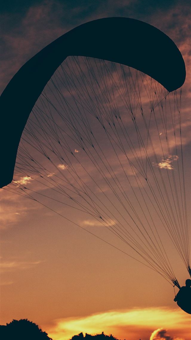1284x2778 skydiving - skydiving iPhone Wallpaper