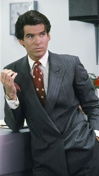 pierce brosnan wallpaper