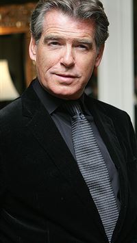pierce brosnan wallpaper