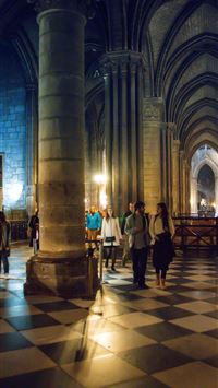 notre dame cathedral wallpaper