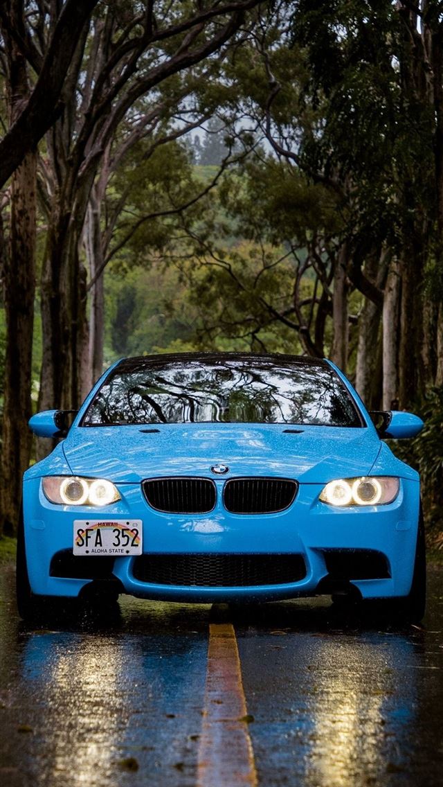 1284x2778 bmw 320 - bmw 320 iPhone Wallpaper