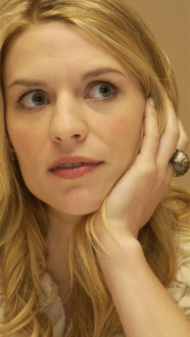 1284x2778 claire danes - claire danes iPhone Wallpaper