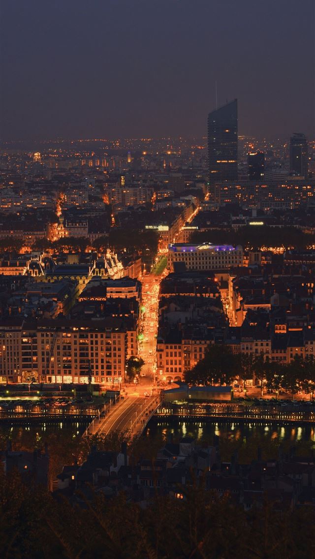 1284x2778 lyon - lyon iPhone Wallpaper
