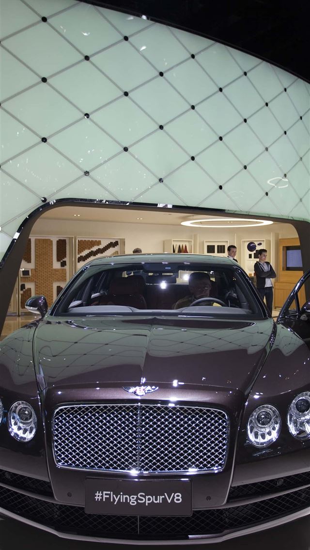 1284x2778 bentley flying spur - bentley flying spur iPhone Wallpaper