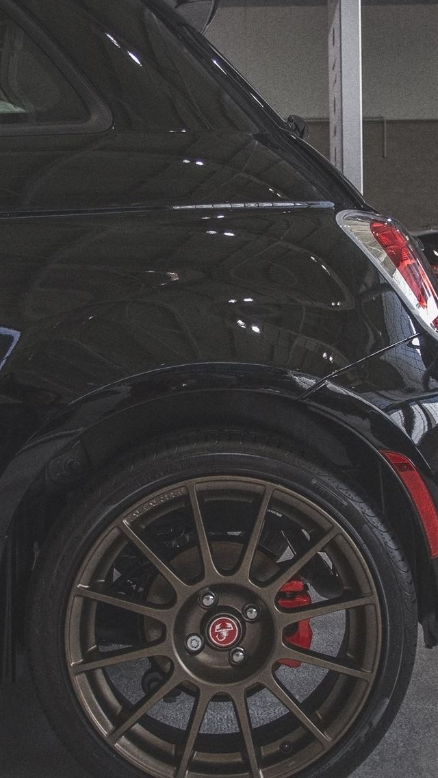 1284x2778 fiat - fiat iPhone Wallpaper