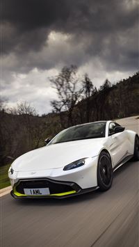 aston martin vanquish 2018 wallpaper