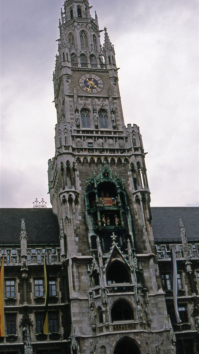 1284x2778 munich - munich iPhone Wallpaper