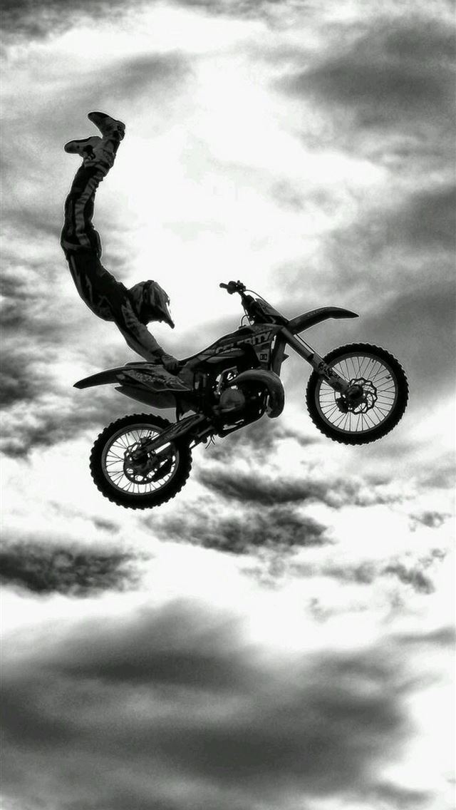 1284x2778 motor bike staunt - motor bike staunt iPhone Wallpaper