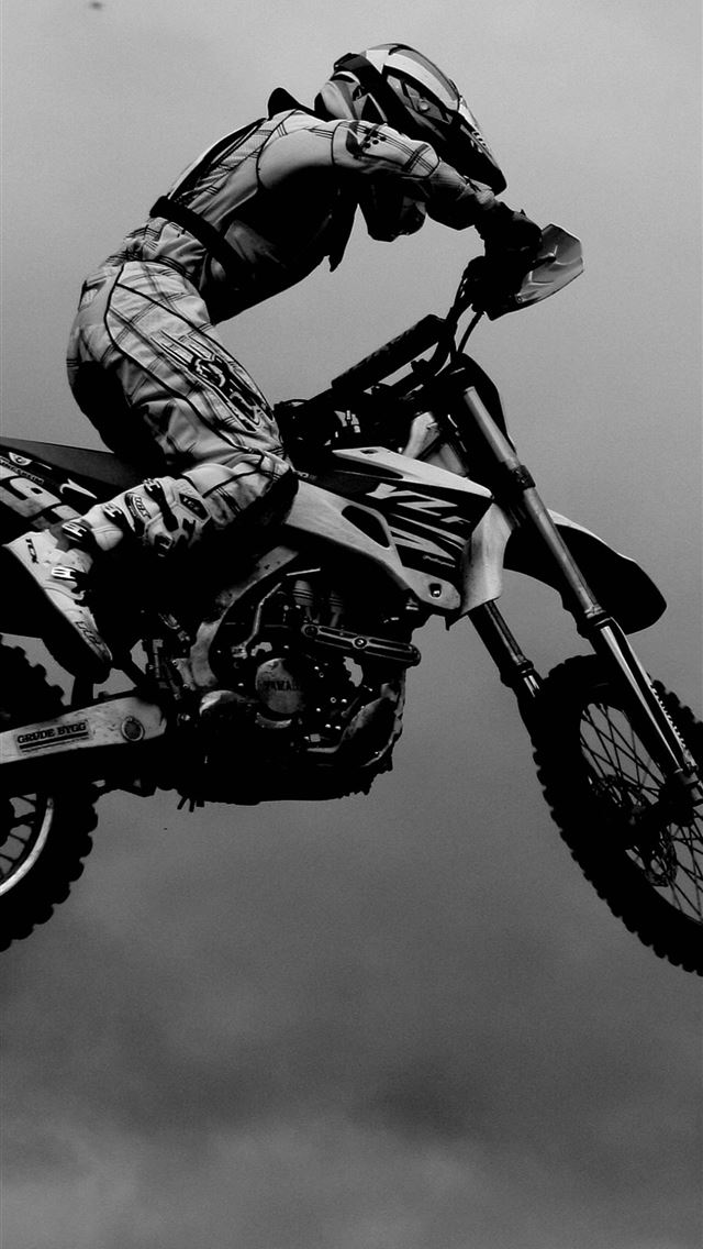 1284x2778 motor bike staunt - motor bike staunt iPhone Wallpaper