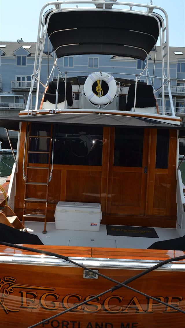 1284x2778 history supreme yacht - history supreme yacht iPhone Wallpaper